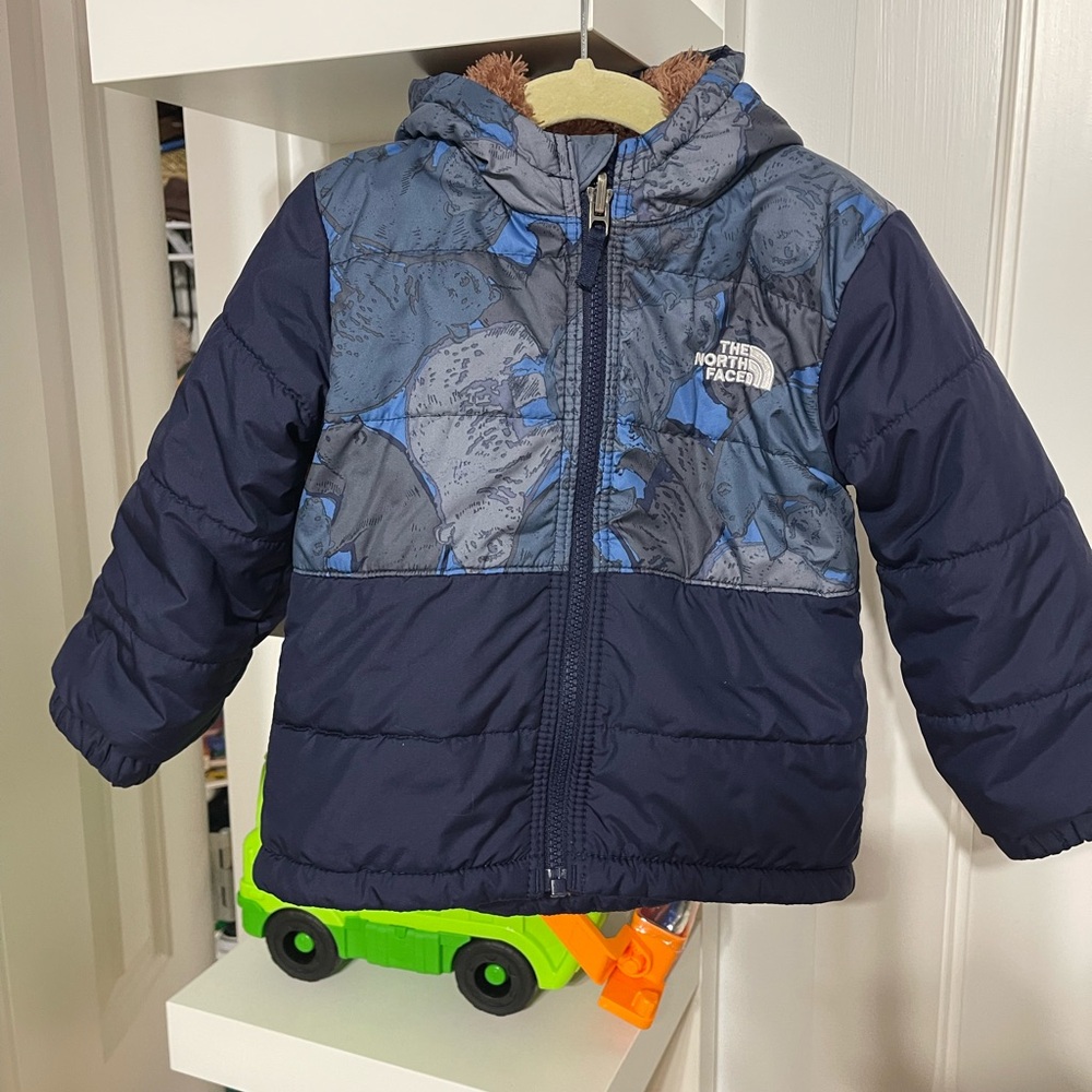 The North Face Reversible Coat - Picture 5 of 6